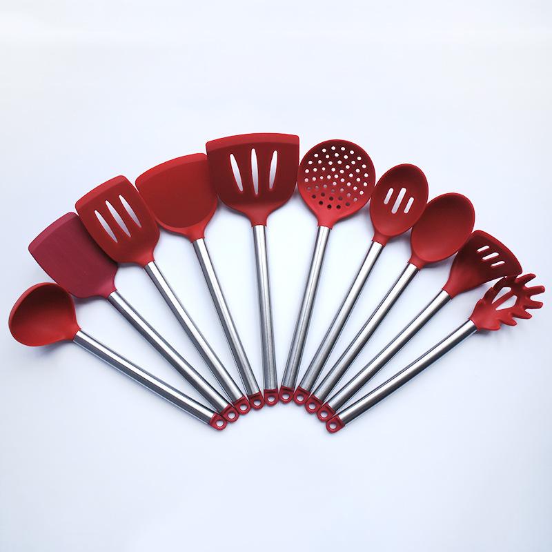  硅膠廚具能用多長時(shí)間 ？