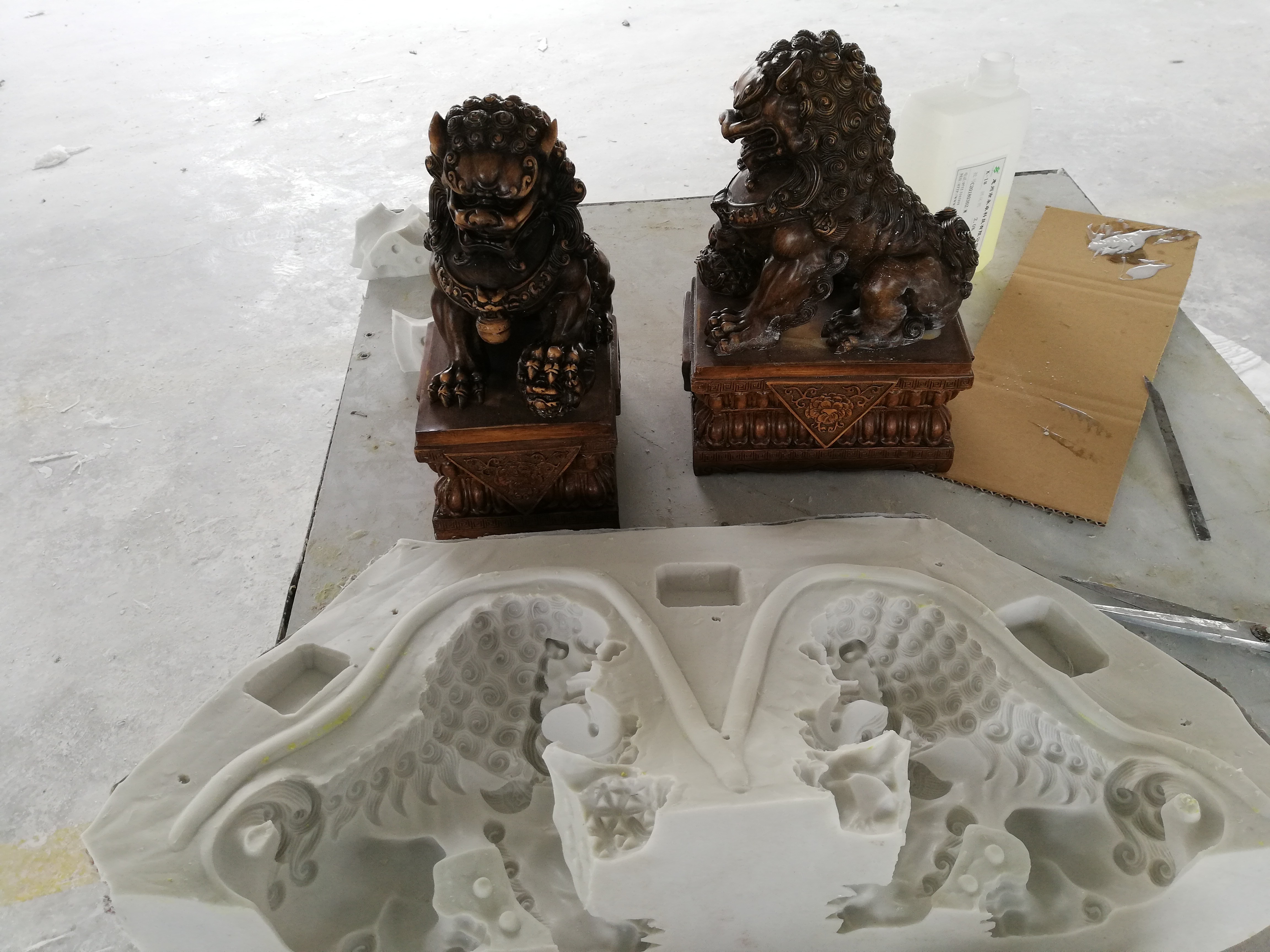 模具硅膠翻模樹(shù)脂工藝品出現(xiàn)燒模情況怎么辦 ？