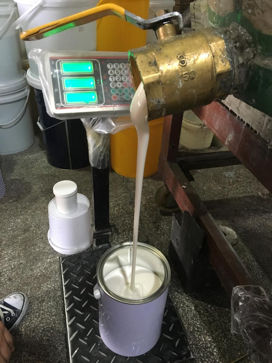 液態(tài)硅膠產(chǎn)品出現(xiàn)流紋路的原因是什么？