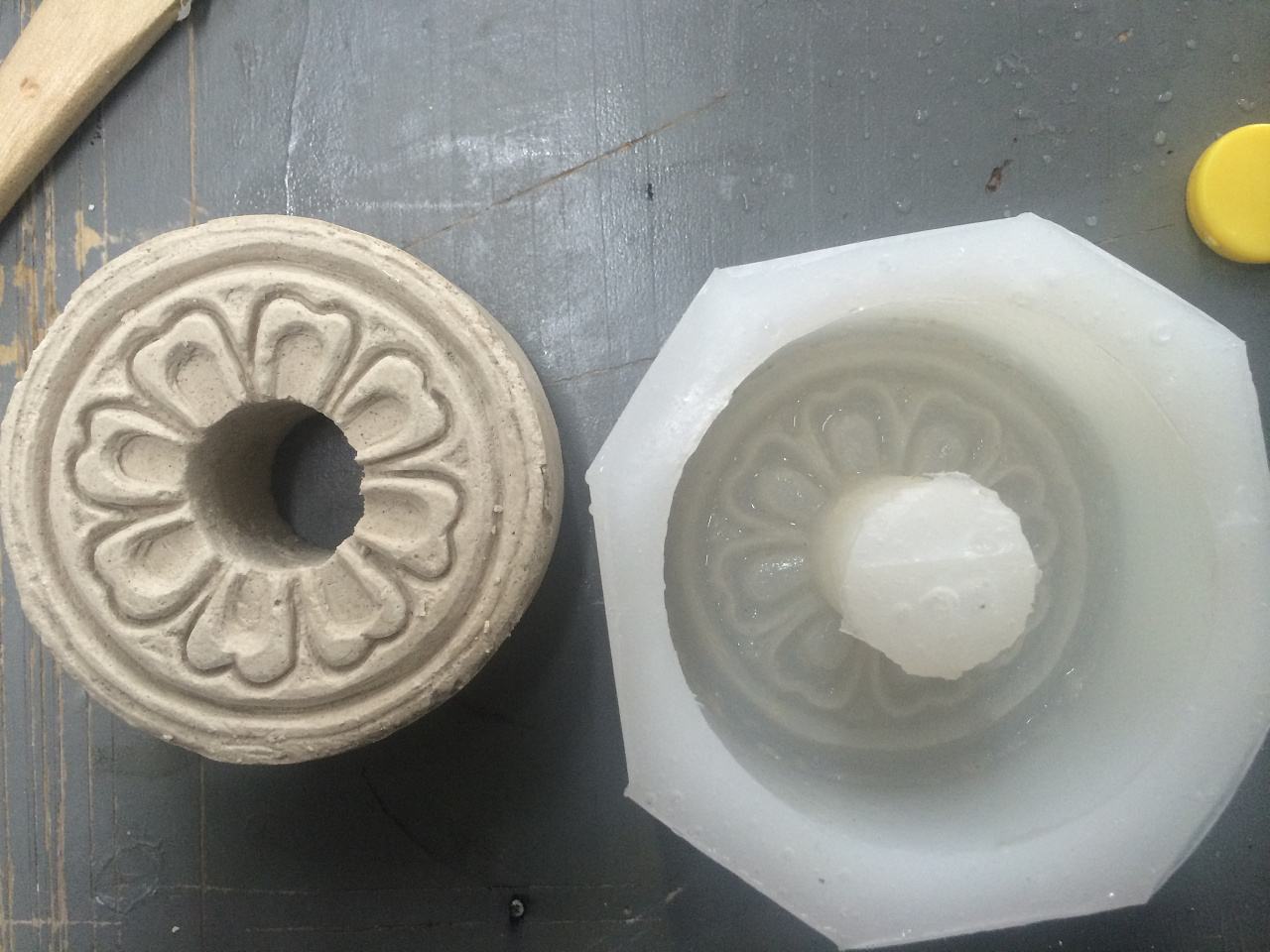 固化好的硅膠模具放置多久不能用了？