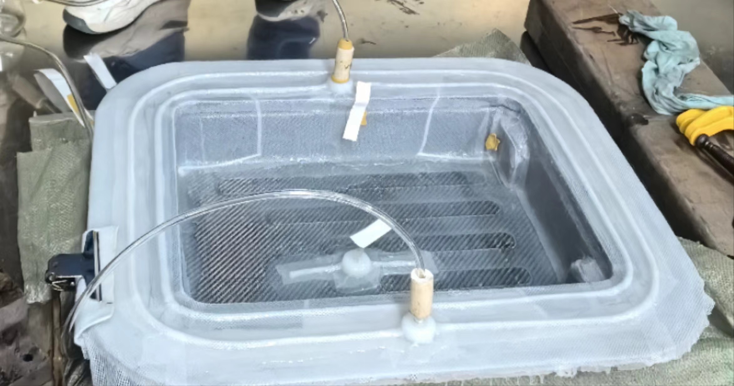 碳纖維硅膠原料：強度與柔韌的完美結(jié)合